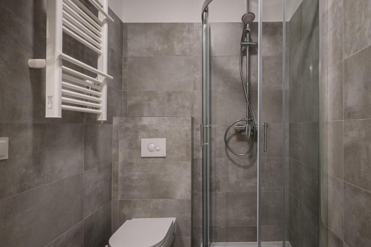Mickiewicza Old Town Apartment Wawelofts Krakow Bagian luar foto