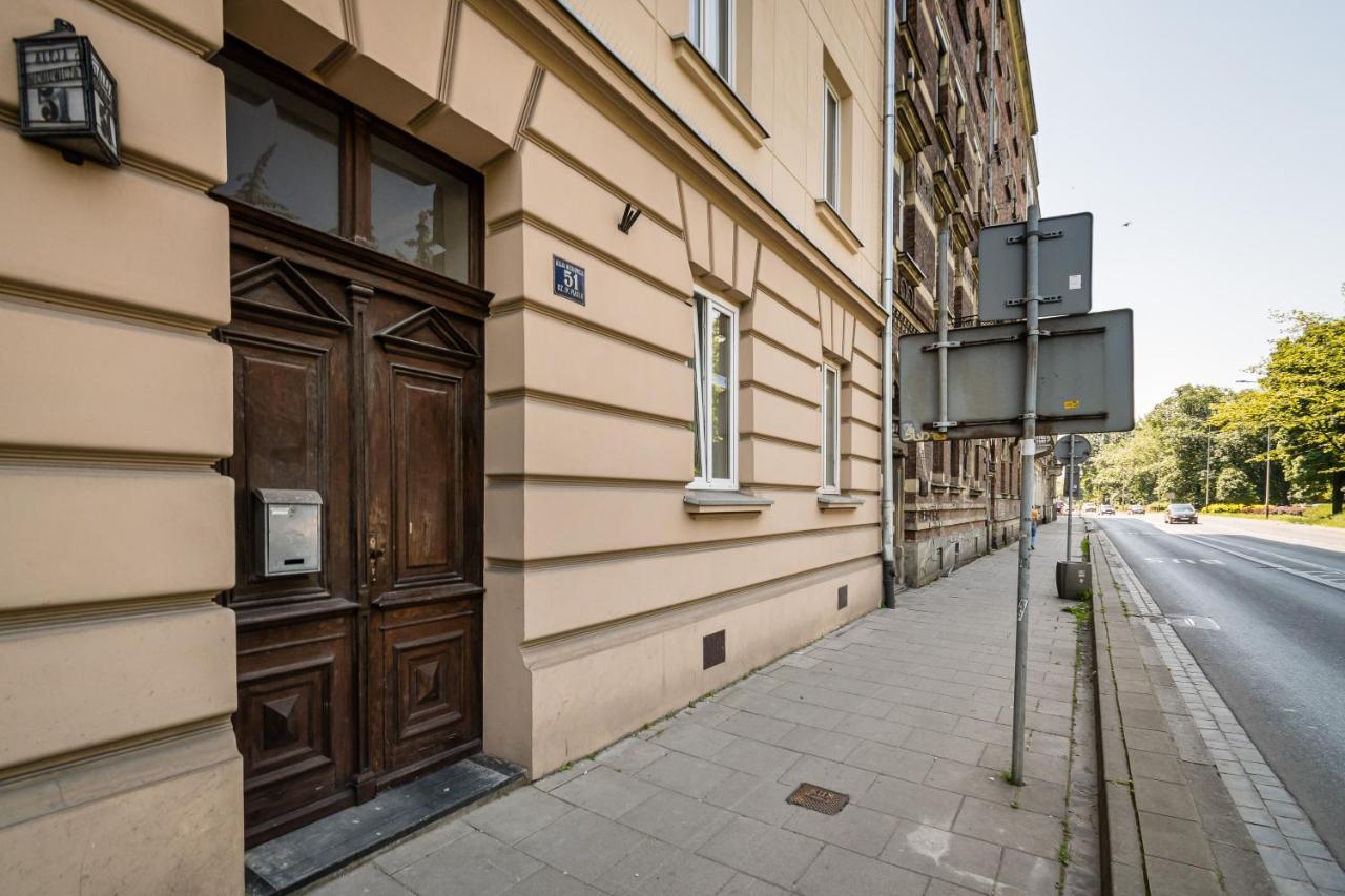 Mickiewicza Old Town Apartment Wawelofts Krakow Bagian luar foto